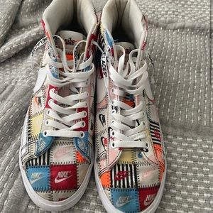 NIKE PATCHED BLAZERS